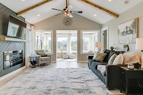 Updated + Modern Waynesville Cottage w/ Fire Pit