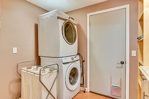 Lake Oswego Home w/ Covered Patio: Near Portland!