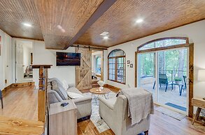 Mississippi Retreat w/ Hot Tub, Deck & Lake Views!