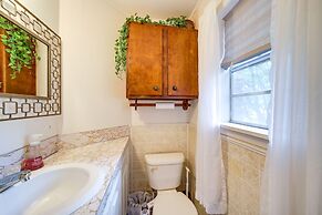 Pet-friendly Bixby Getaway With Deck!