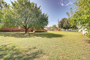 Pet-friendly Bixby Getaway With Deck!