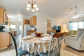 Weeki Wachee Vacation Rental ~ 13 Mi to the Ocean!