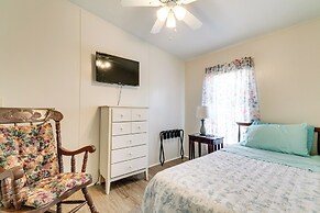 Weeki Wachee Vacation Rental ~ 13 Mi to the Ocean!