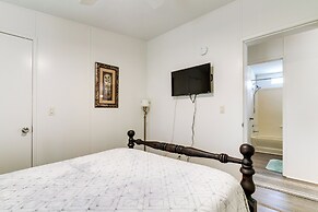 Weeki Wachee Vacation Rental ~ 13 Mi to the Ocean!