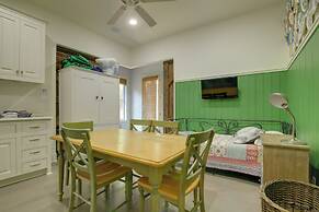 Pool & Covered Patios: Sprawling Austin Estate!