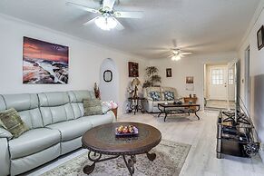 Salem Getaway w/ Hot Tub Near Parks & Boating!