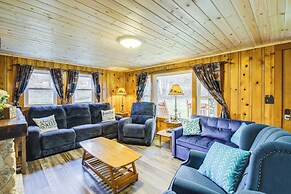 Furnished Deck: Rustic Cabin in Cosby!