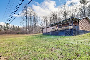 Furnished Deck: Rustic Cabin in Cosby!