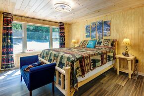 Furnished Deck: Rustic Cabin in Cosby!