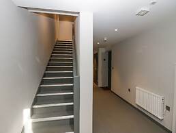 Watch Tree Apartment