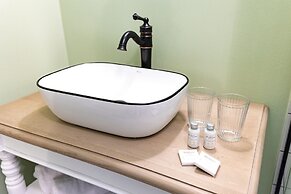 Czakó Bed & Breakfast