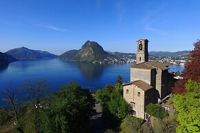 View and Art