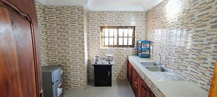 Royal Blue Guest House & Bar