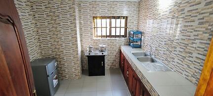 Royal Blue Guest House & Bar