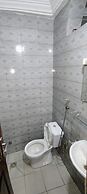 Royal Blue Guest House & Bar