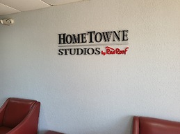 HomeTowne Studios by Red Roof Prattville