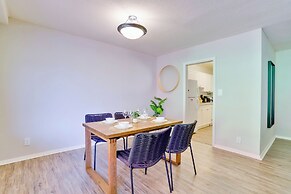 Bright Comfort in DC Apts