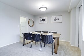 Bright Comfort in DC Apts