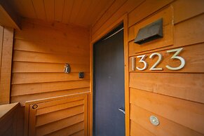 Tennis Townhomes 1323