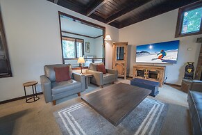 Tennis Townhomes 1323