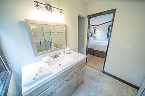 Tennis Townhomes 1323