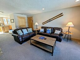 Argentine Court 1516