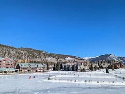 Argentine Court 1516