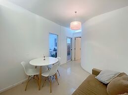 Charming Stay With Patio in Colegiales