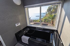 BREEZE AWAJI GOSHIKIHAMA