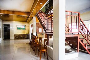 OYO 93066 D'niel Homestay Syariah