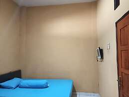 OYO 93073 Penginapan 69