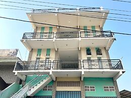 OYO Life 93075 Nova Jaya 2 Homestay Syariah