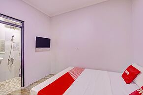 Capital O 93068 D Twinz House Syariah