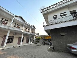 OYO Life 93083 Nova Jaya 3 Homestay Syariah