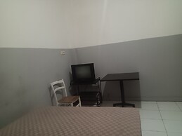 OYO 93090 Multi Plus Inn