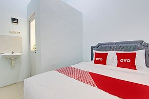 OYO 93095 New Puspa Residence