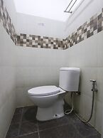 OYO 93095 New Puspa Residence