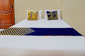 OYO 93107 Homestay H Syarif Syariah – Bandar Gresik