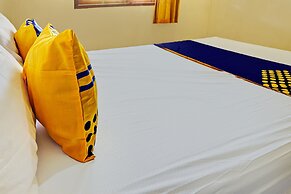 OYO 93107 Homestay H Syarif Syariah – Bandar Gresik