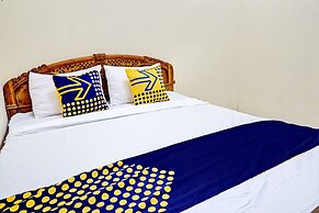 OYO 93108 Homestay H Syarif Syariah – RA Kartini
