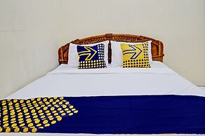 OYO 93108 Homestay H Syarif Syariah – RA Kartini