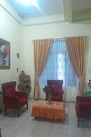 OYO 931012 Tamara Homestay SyariahNearMasjid Raya Medan