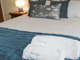Pine Lodge