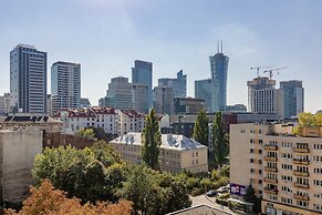 Warsaw Studio City View by Renters