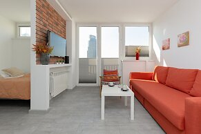 Warsaw Studio City View by Renters