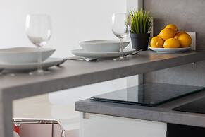 Warsaw Studio City View by Renters