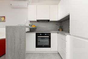 Warsaw Studio City View by Renters