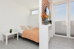 Warsaw Studio City View by Renters