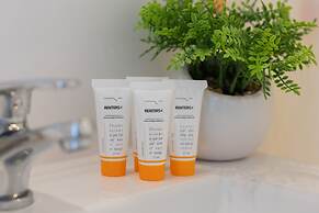 Warsaw Studio City View by Renters