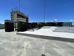 Luxury Temporary Rental With Pool in Caballito